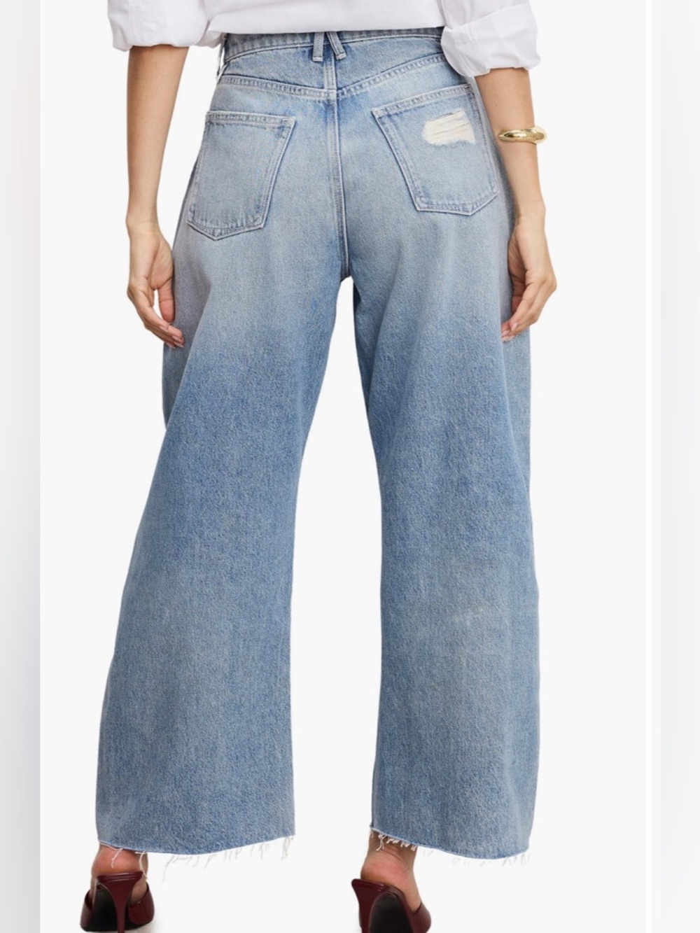 Good American
Good Extreme
Ripped Super
High Waist Barrel
Jeans - Picture 3 of 17